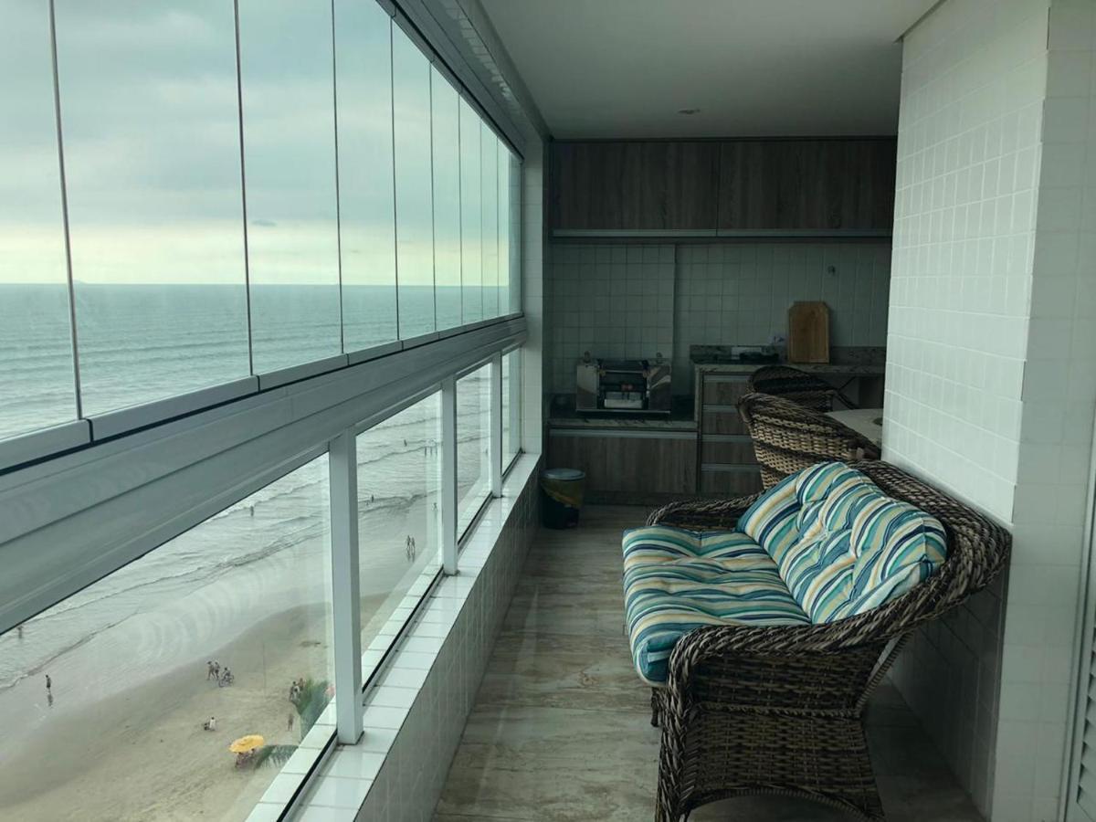 Mongagua Com Vista Para O Mar Pe Na Areia ภายนอก รูปภาพ